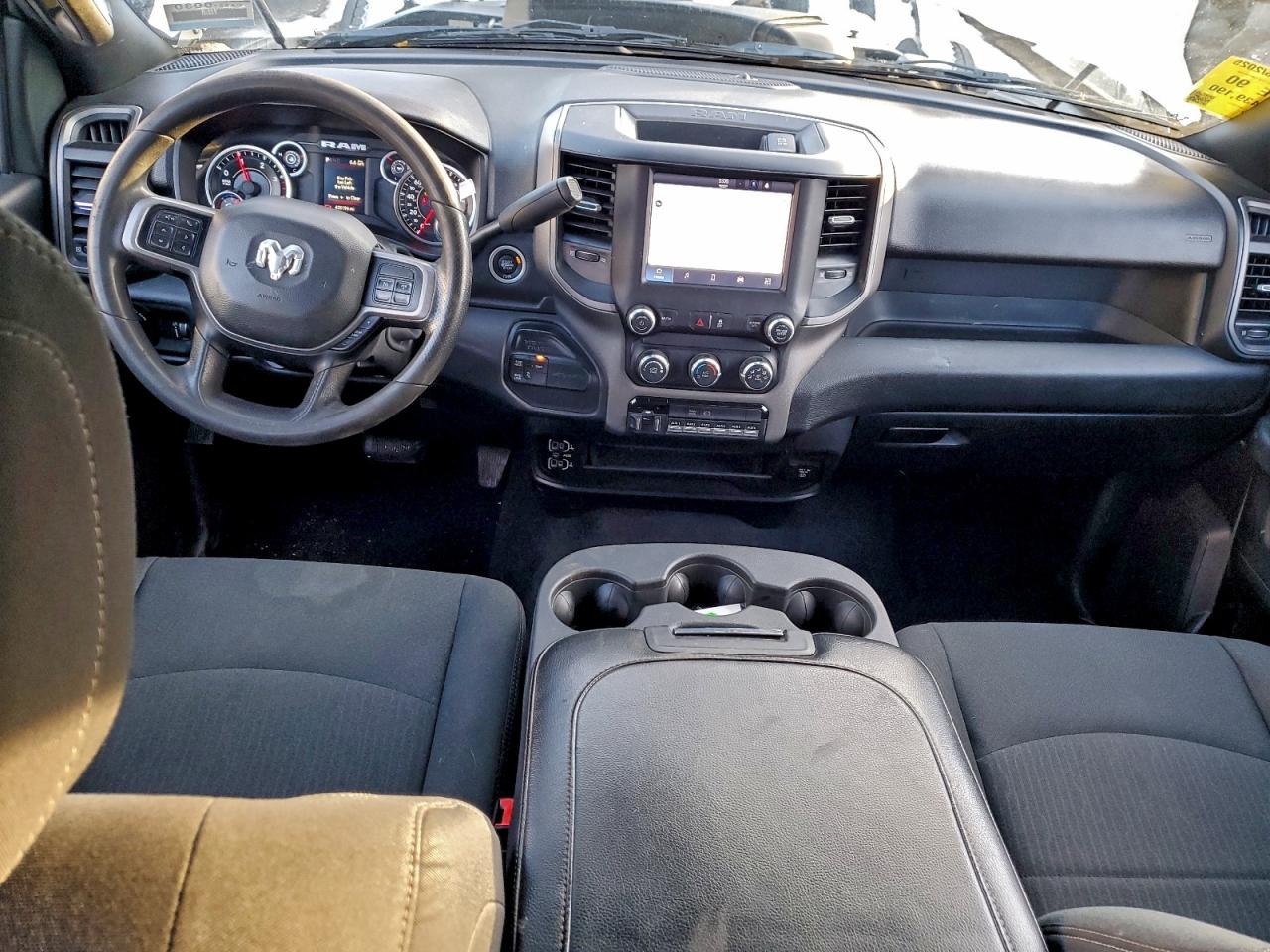 2022 RAM 3500 TRADESMAN photo 22