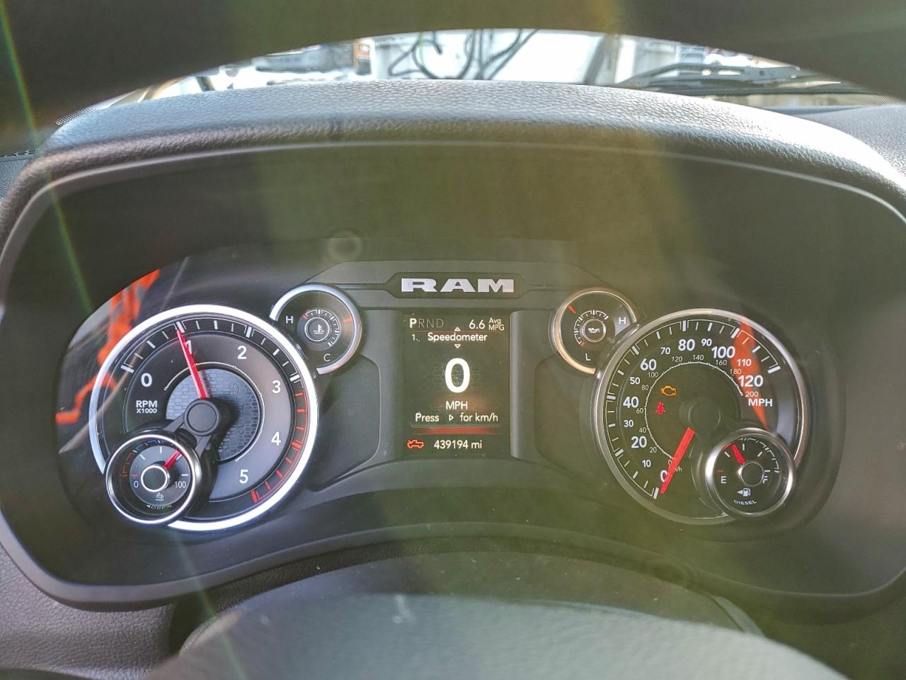 2022 RAM 3500 TRADESMAN photo 25