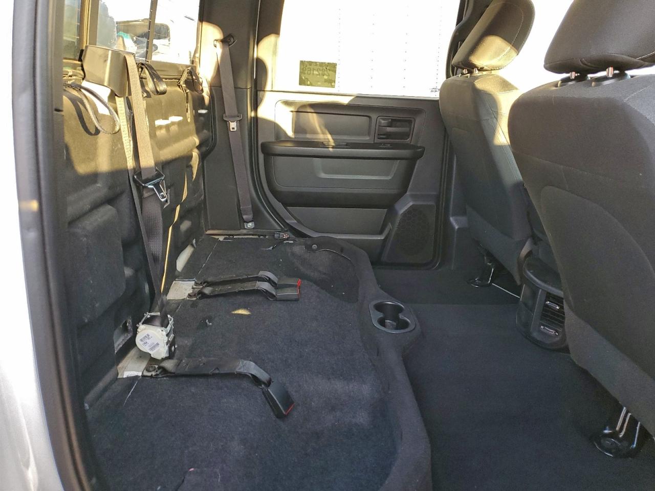 2022 RAM 3500 TRADESMAN photo 28