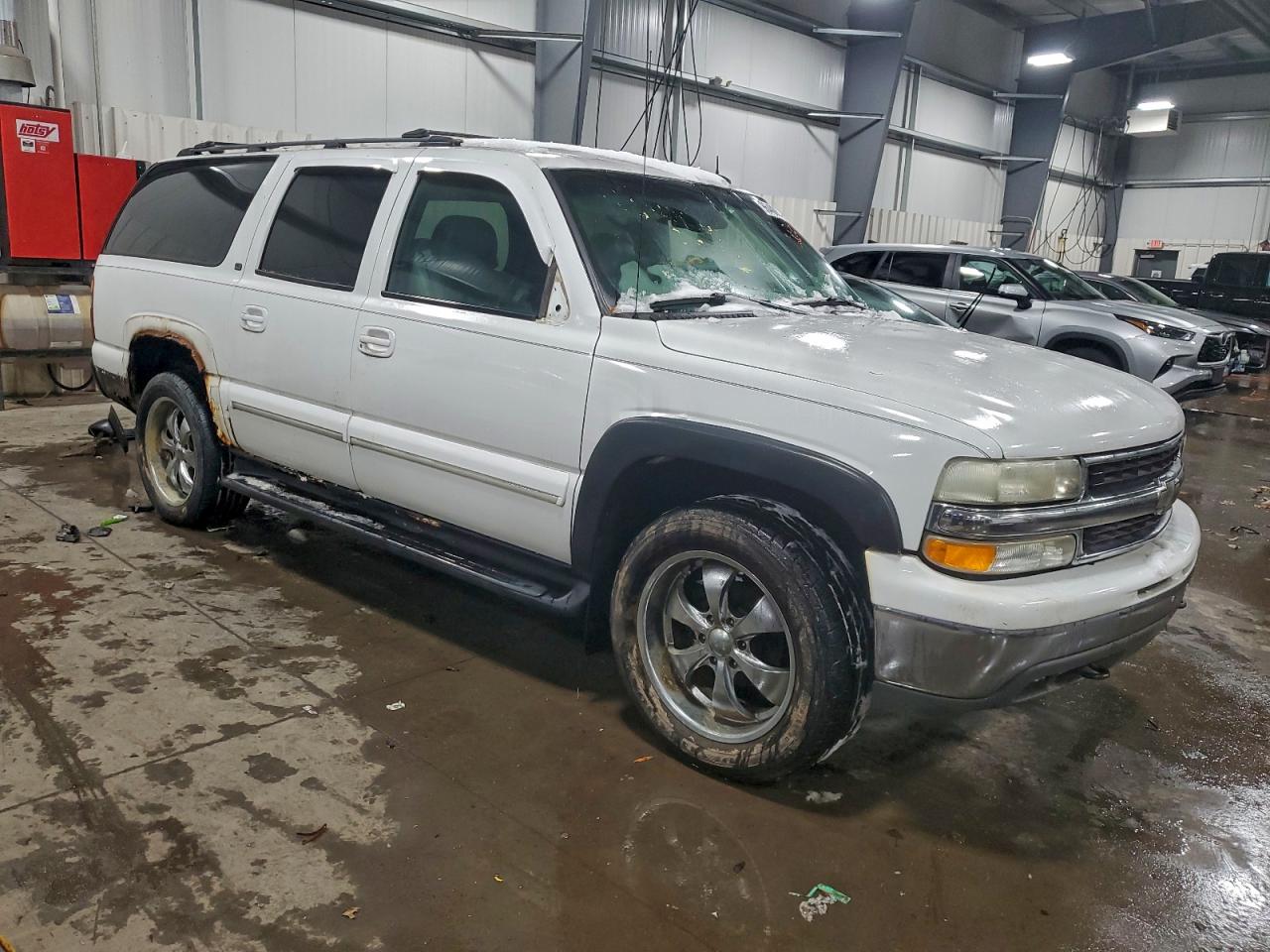 2002 CHEVROLET SUBURBAN K1500 photo 4