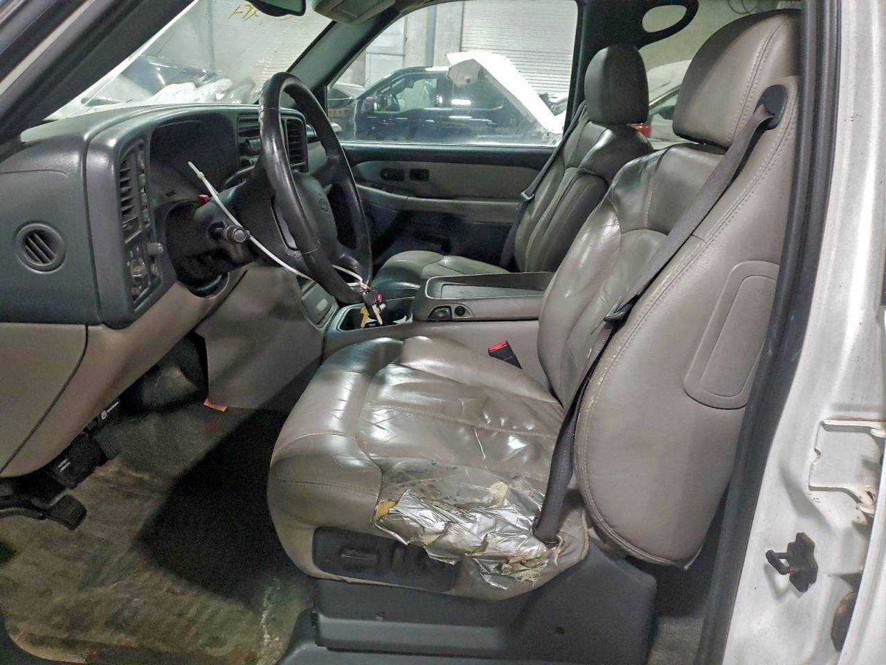 2002 CHEVROLET SUBURBAN K1500 photo 7