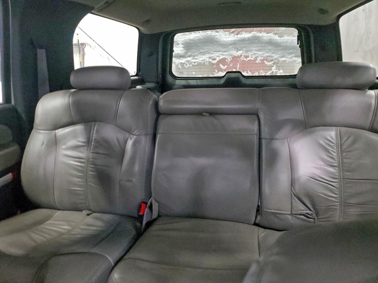2002 CHEVROLET SUBURBAN K1500 photo 10