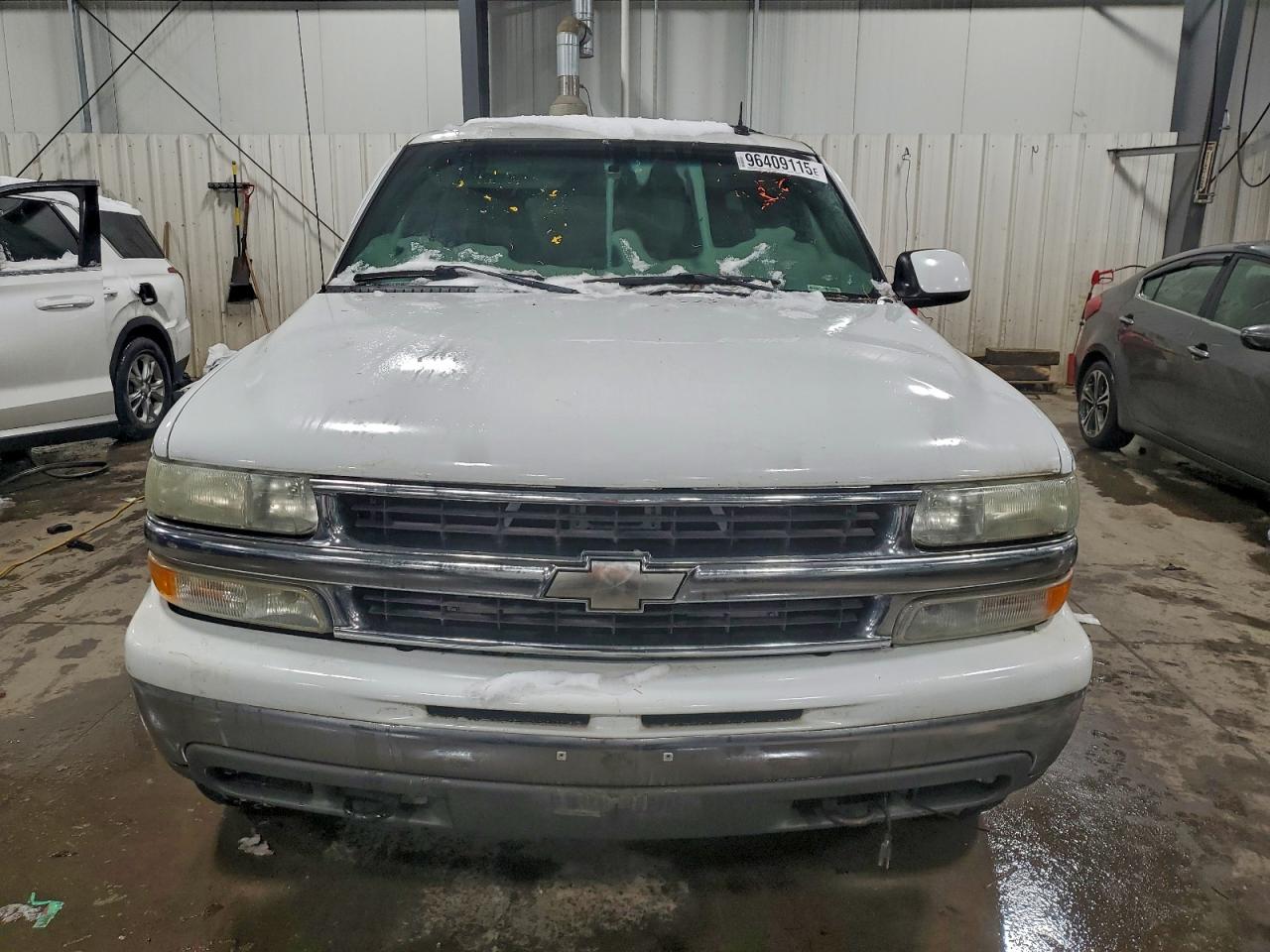 2002 CHEVROLET SUBURBAN K1500 photo 5