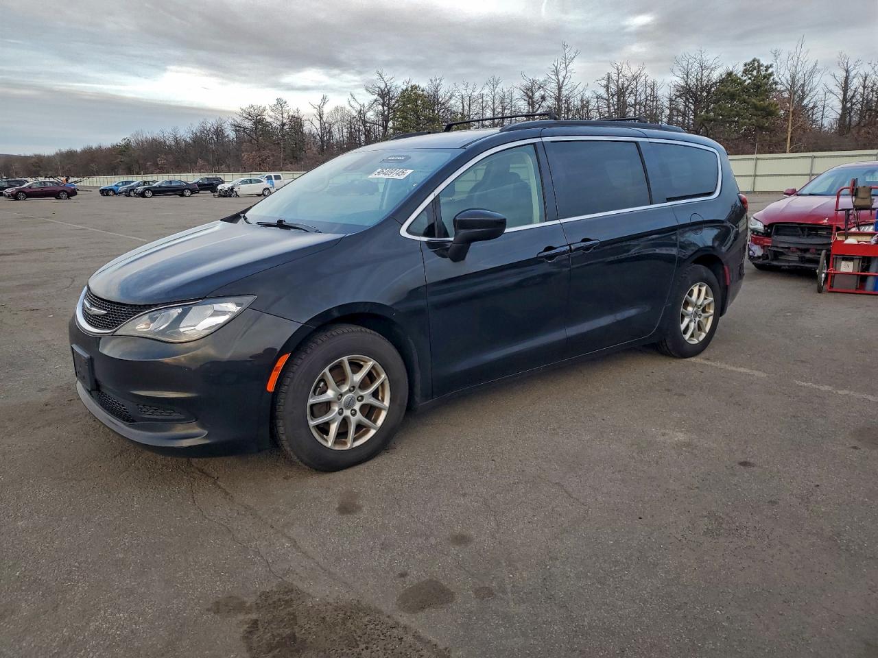 2021 CHRYSLER VOYAGER