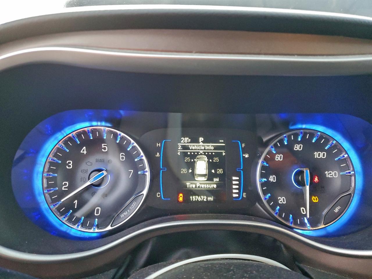 2021 CHRYSLER VOYAGER LXI photo 9