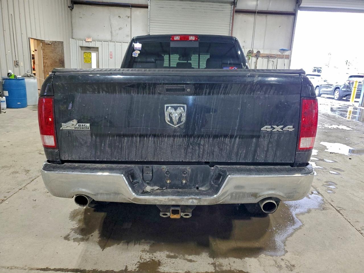 2016 RAM 1500 SLT photo 11