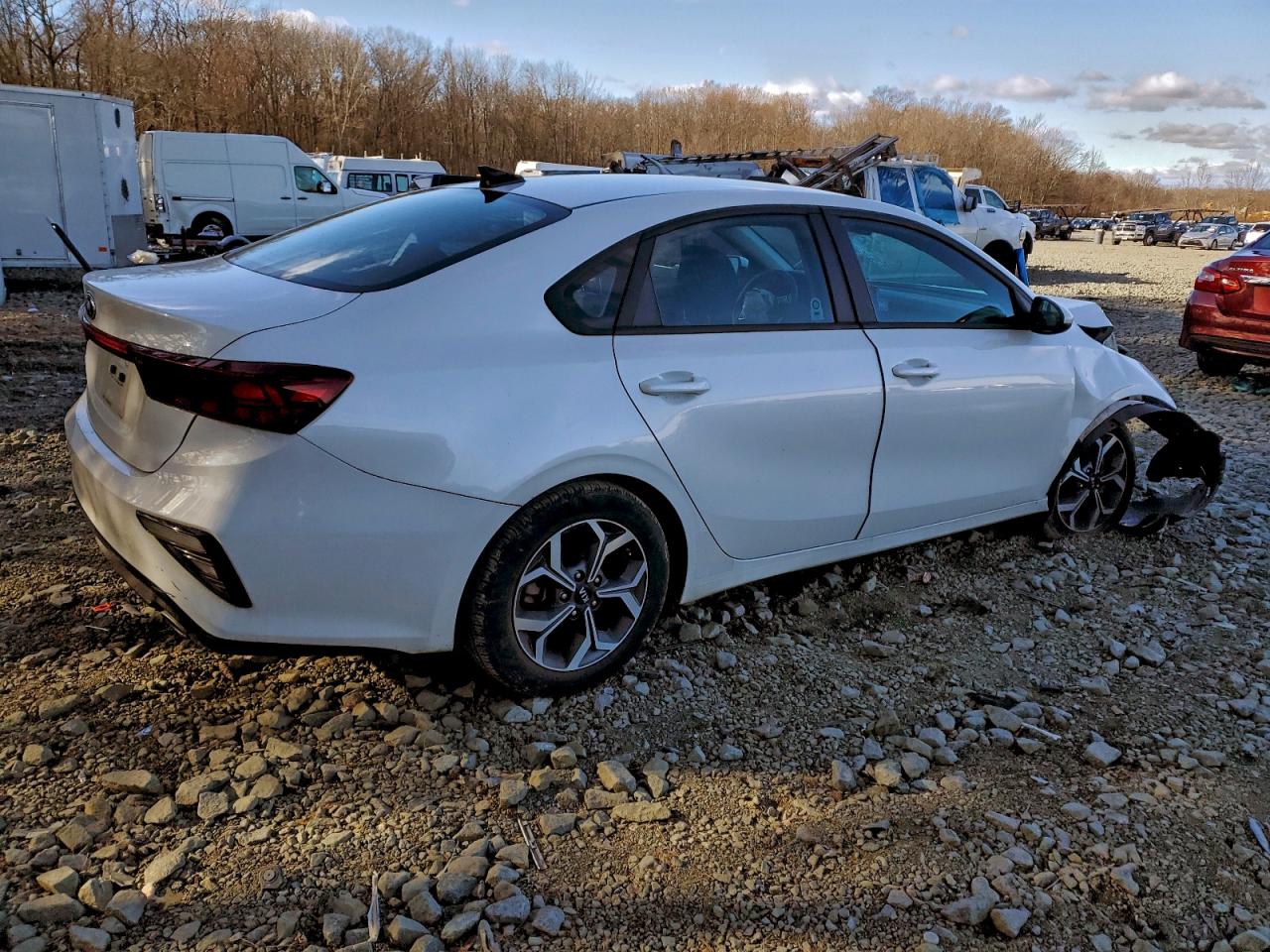 2021 KIA FORTE FE photo 3