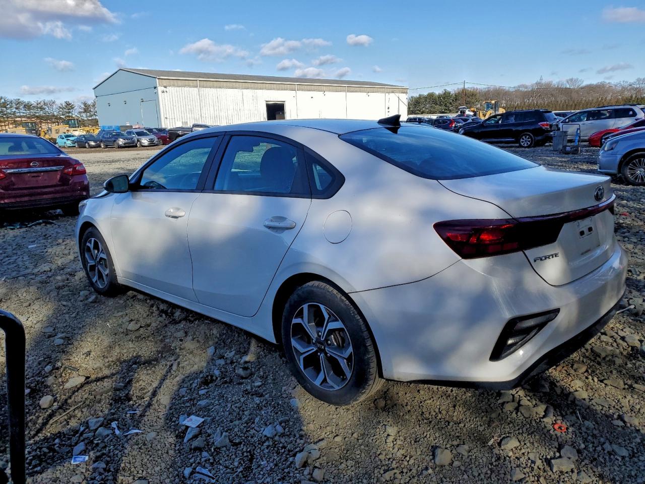 2021 KIA FORTE FE photo 2