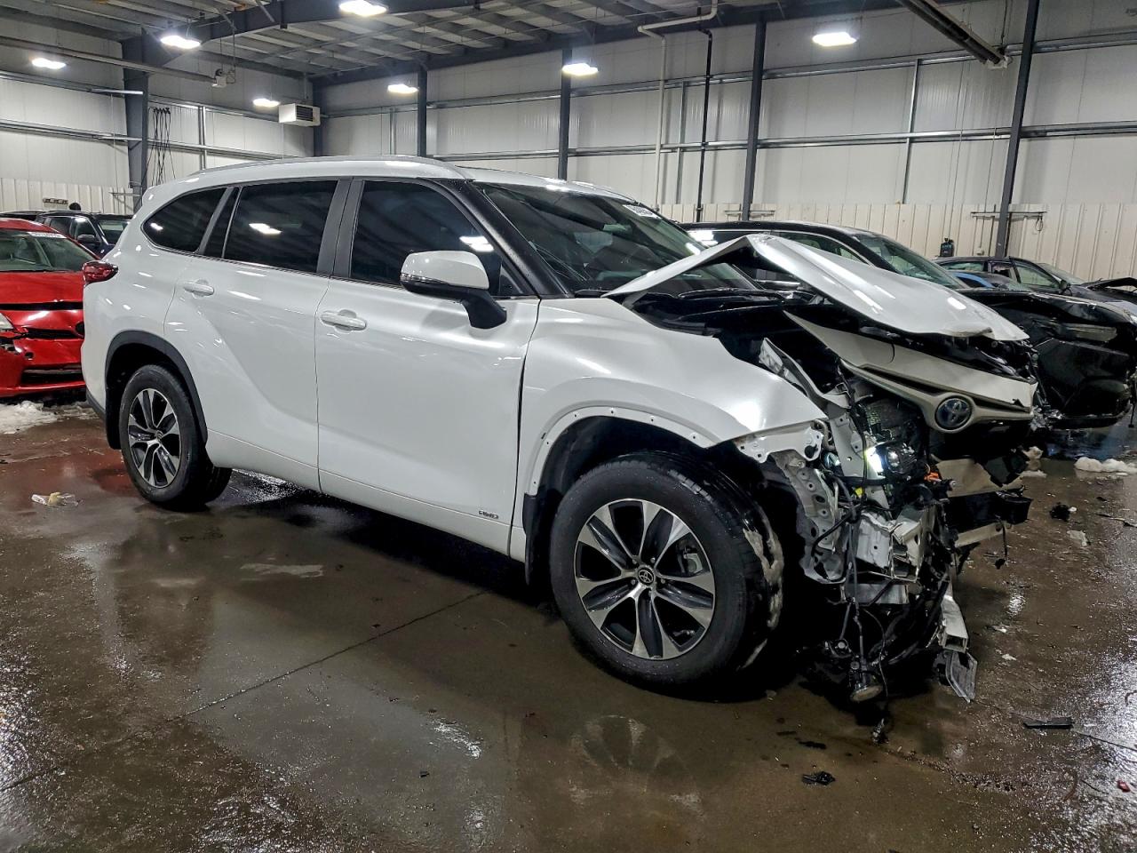 2023 TOYOTA HIGHLANDER HYBRID XLE photo 4