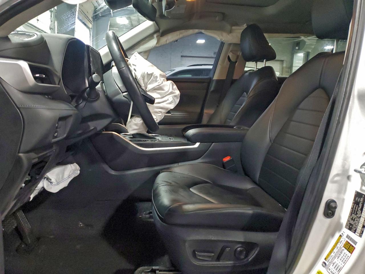 2023 TOYOTA HIGHLANDER HYBRID XLE photo 7