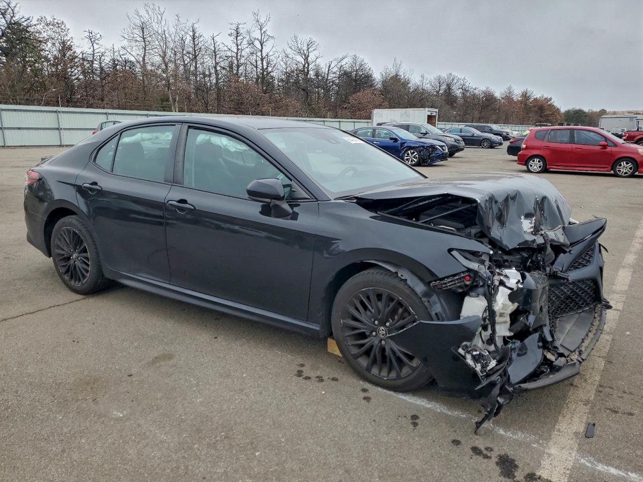 2019 TOYOTA CAMRY L photo 4