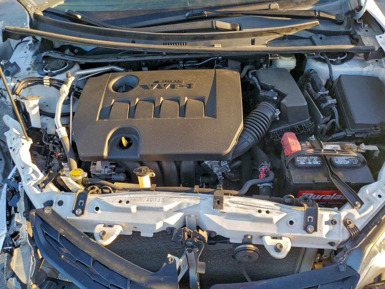 2015 TOYOTA COROLLA L photo 11