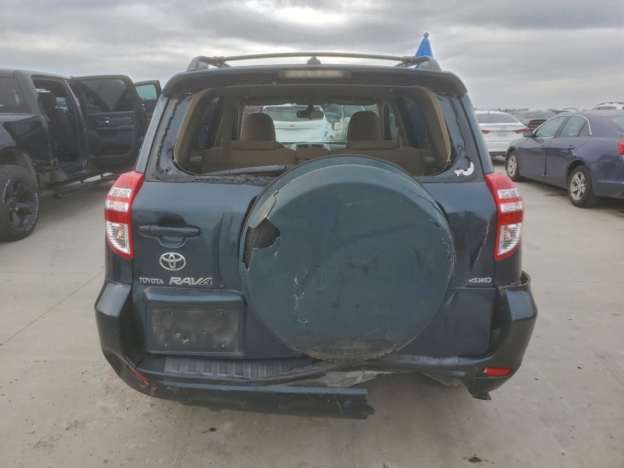 2009 TOYOTA RAV4 photo 6