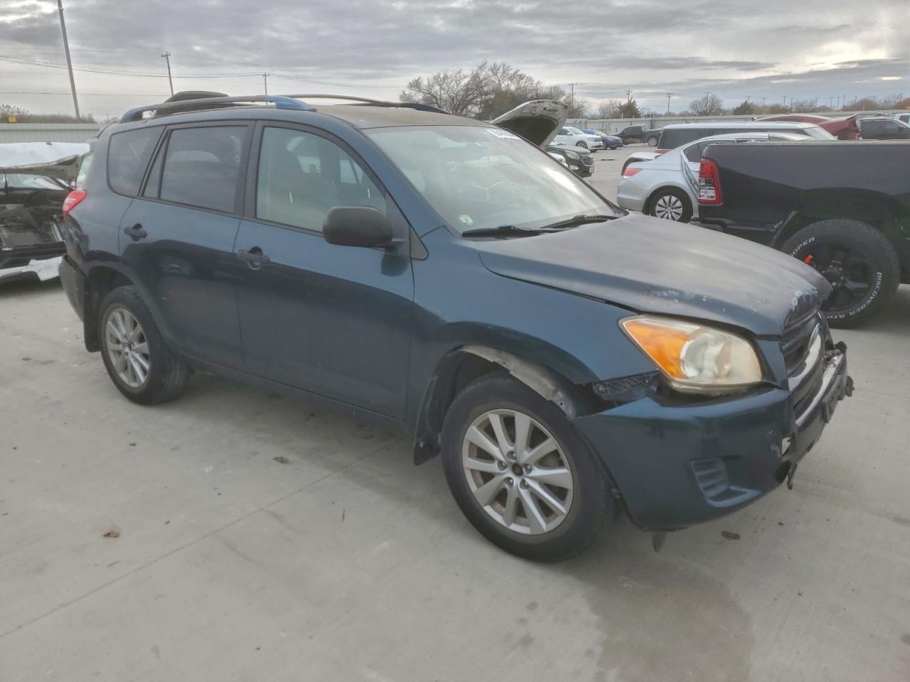 2009 TOYOTA RAV4 photo 4
