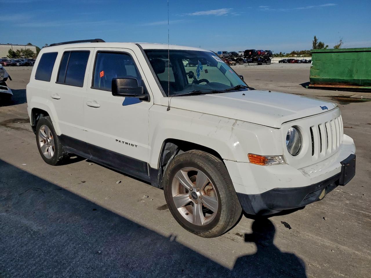 2015 JEEP PATRIOT SPORT photo 4