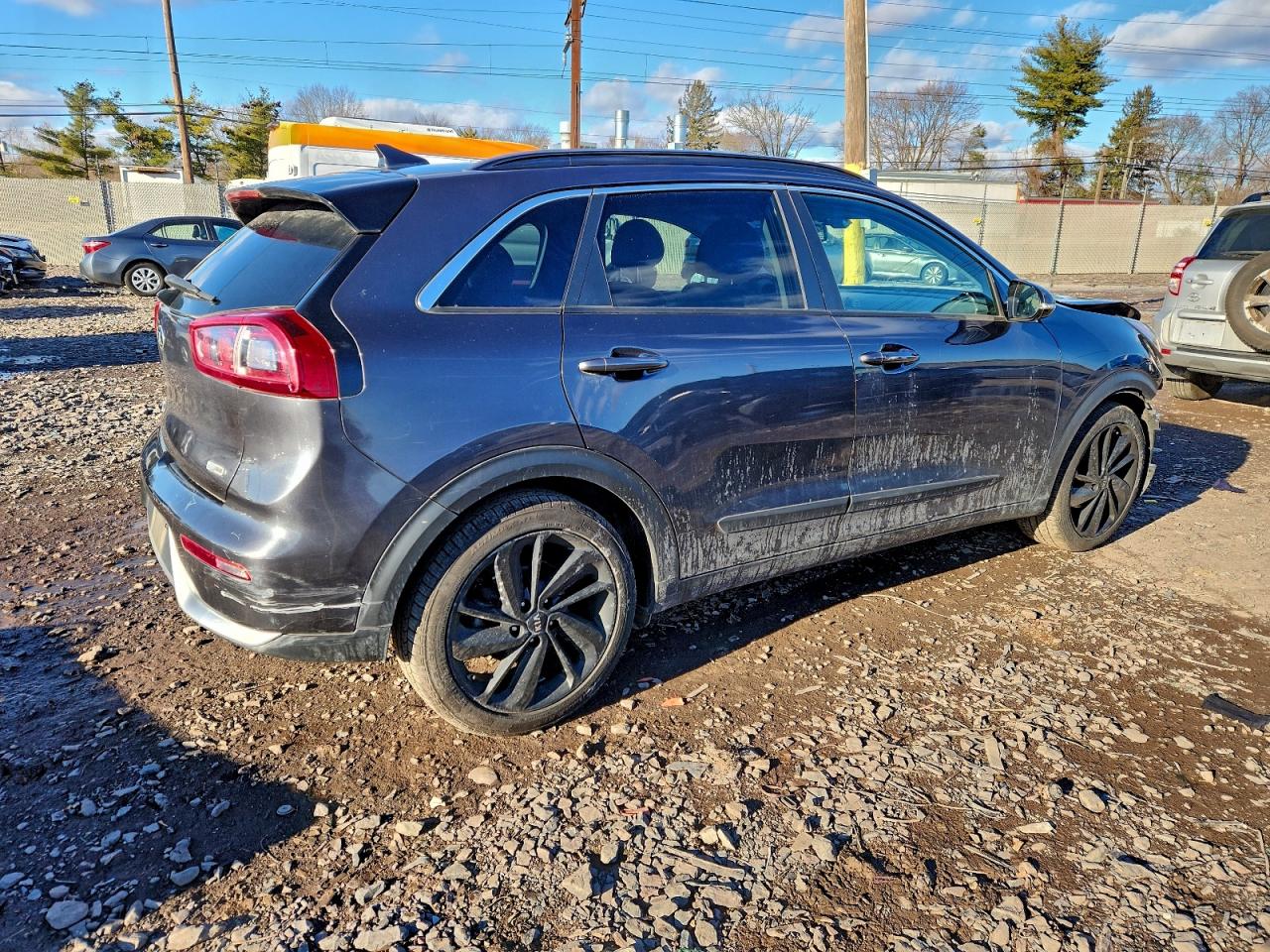 2018 KIA NIRO EX photo 3