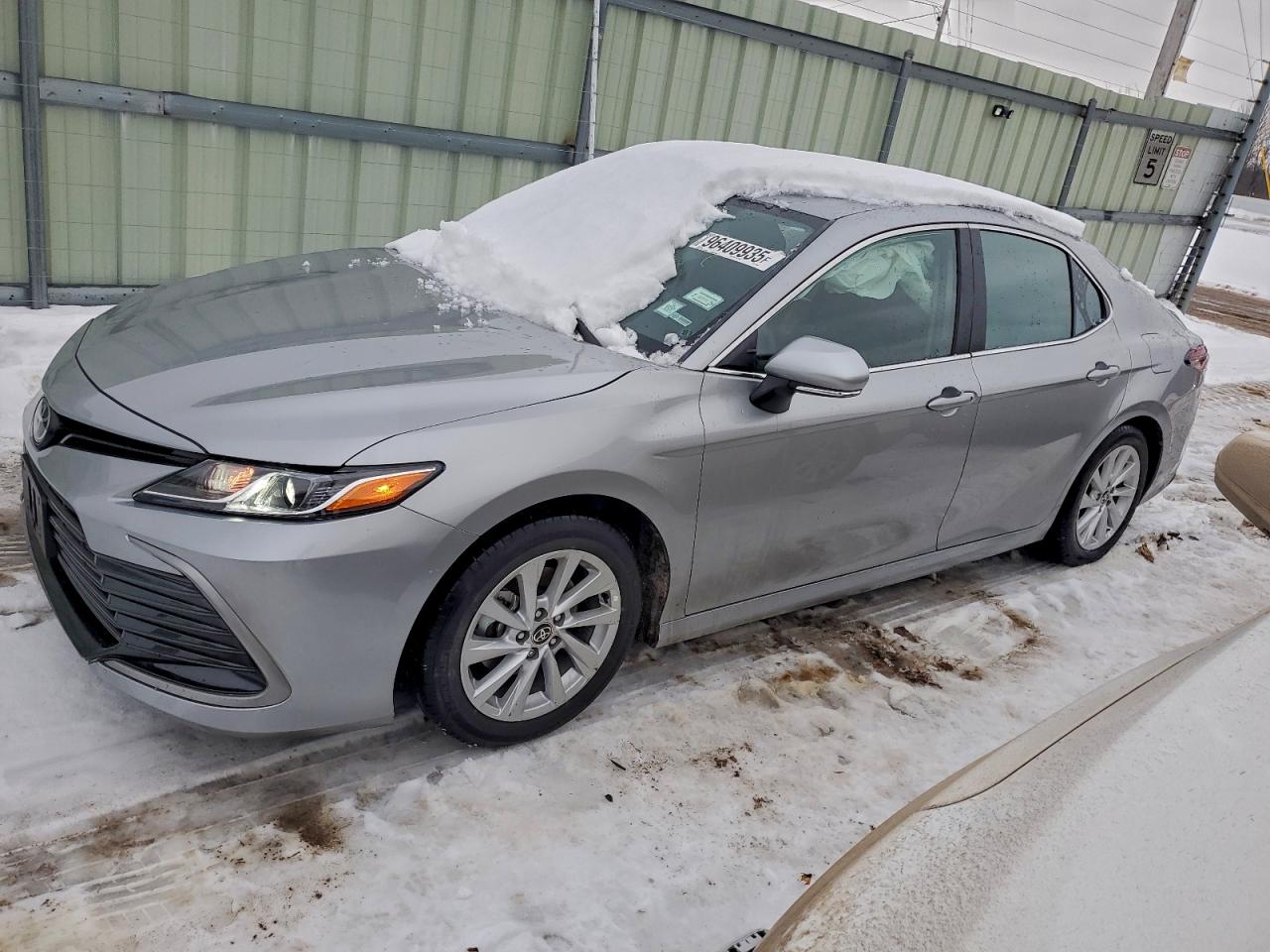 2024 TOYOTA CAMRY