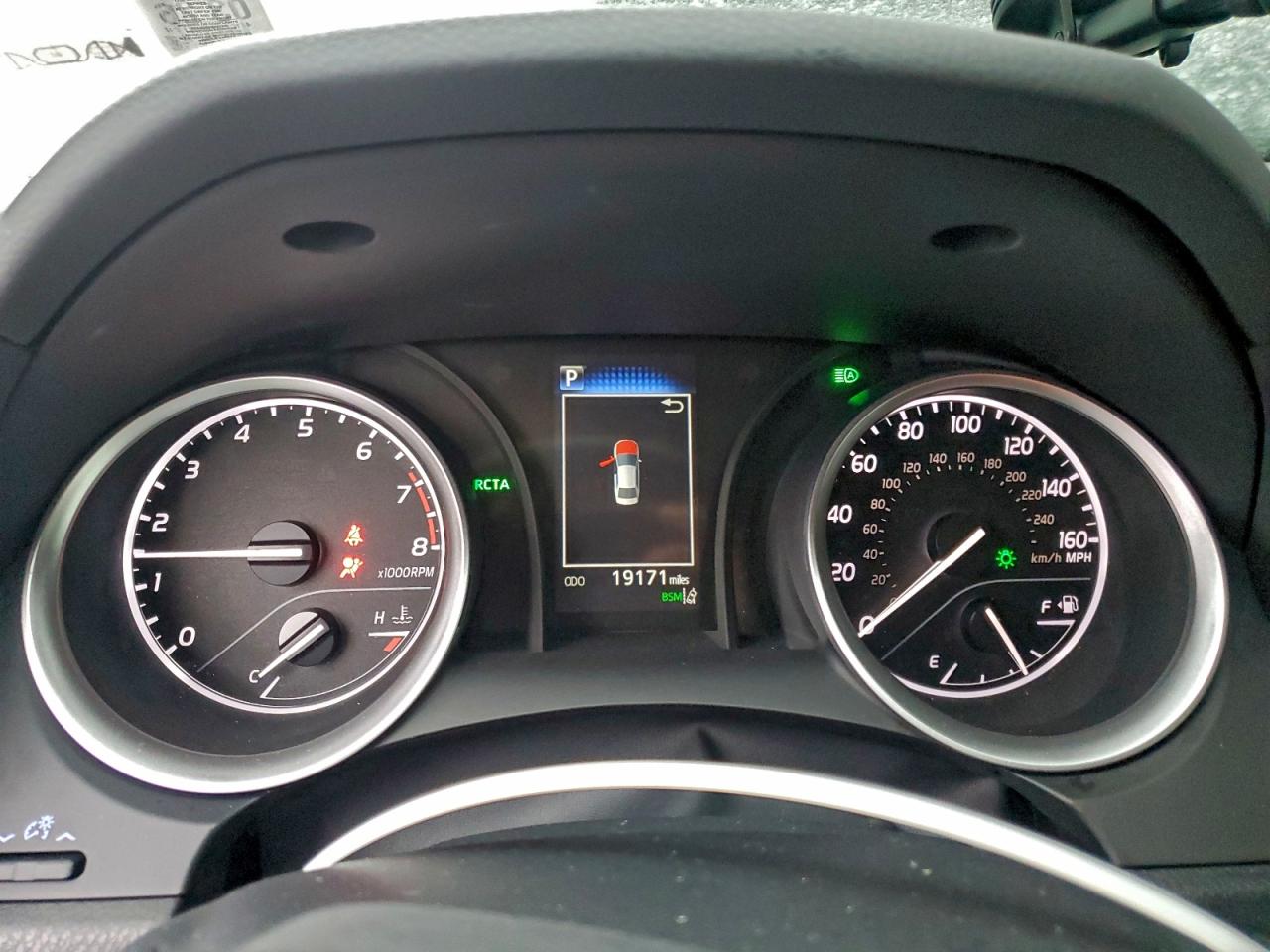 2024 TOYOTA CAMRY LE photo 9