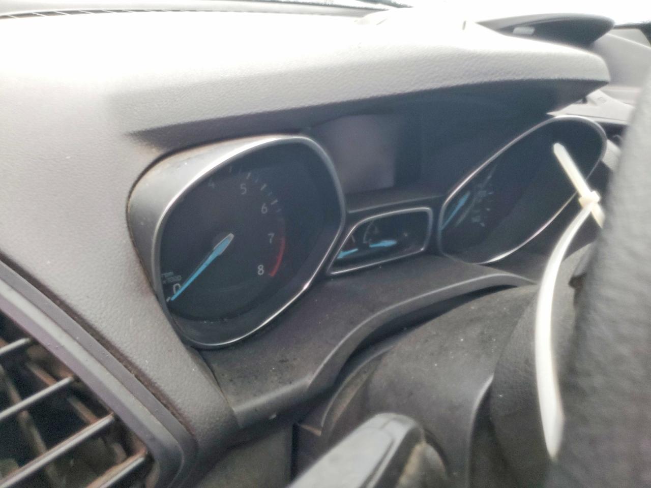 2017 FORD ESCAPE SE photo 25