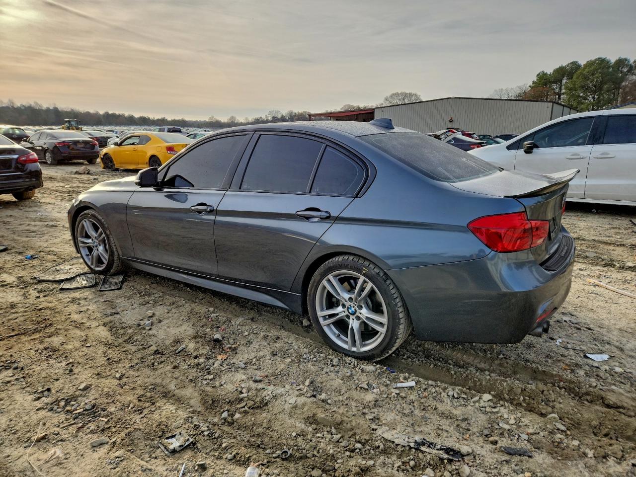 2017 BMW 330 I photo 2