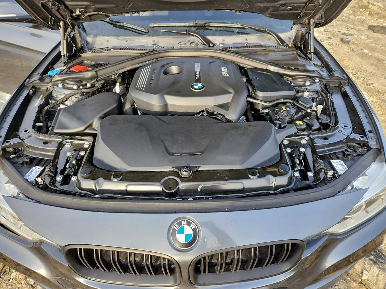 2017 BMW 330 I photo 11