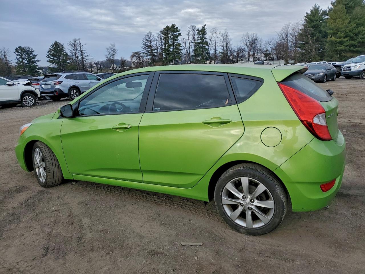 2014 HYUNDAI ACCENT GLS photo 2