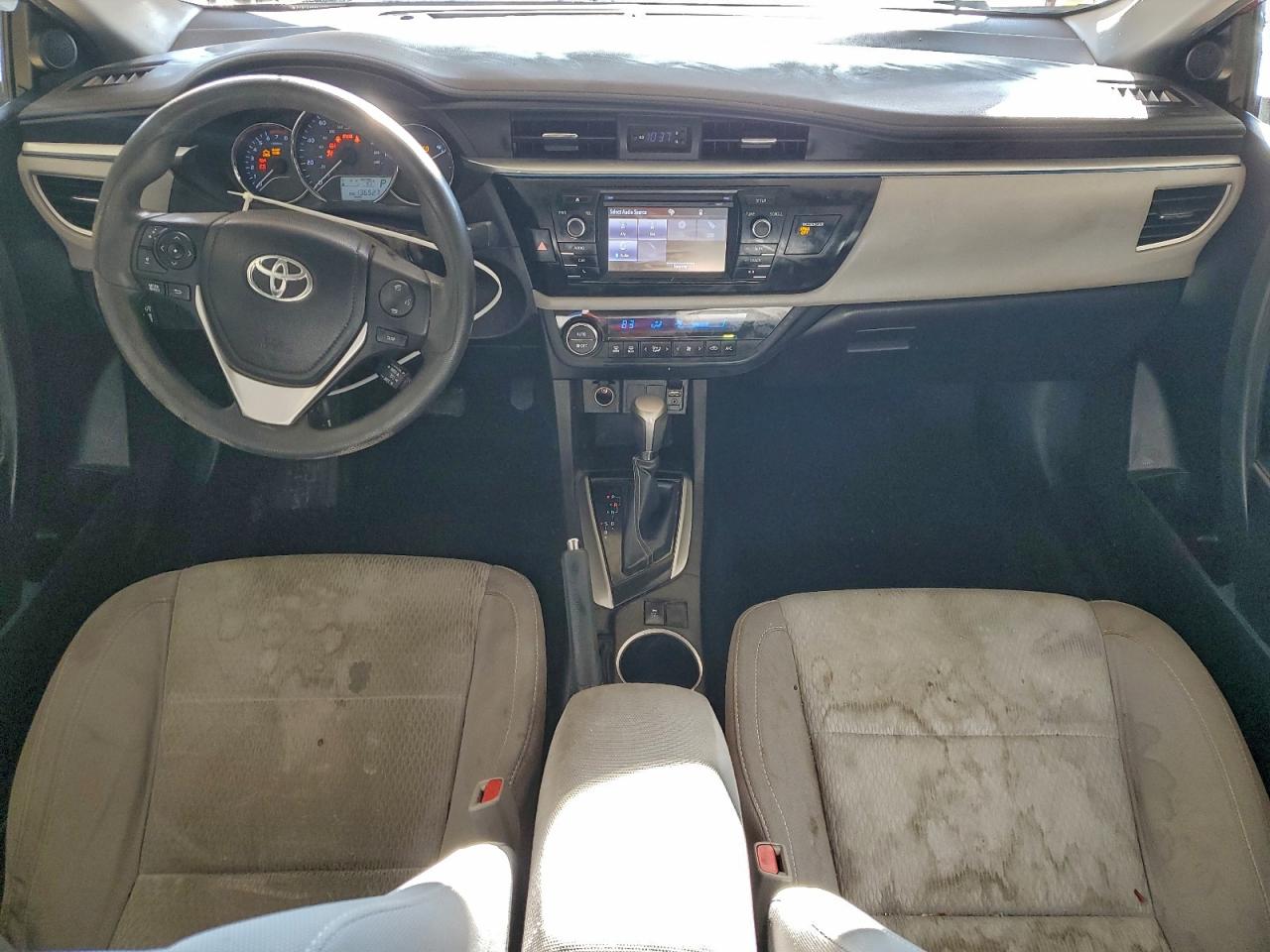 2016 TOYOTA COROLLA L photo 8