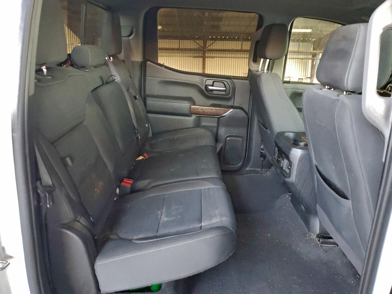 2020 CHEVROLET SILVERADO K1500 RST photo 10