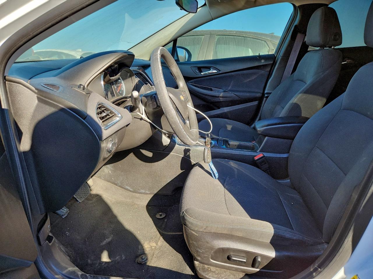 2017 CHEVROLET CRUZE LT photo 7