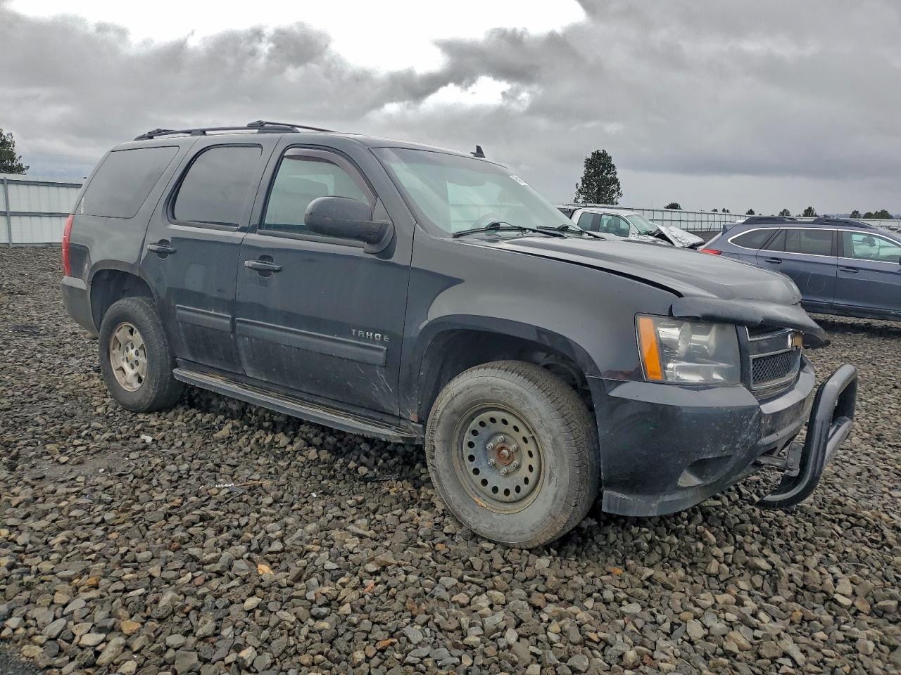 2011 CHEVROLET TAHOE K1500 LS photo 4