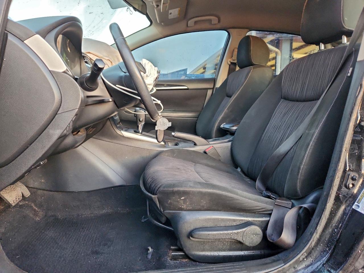 2019 NISSAN SENTRA SV photo 7