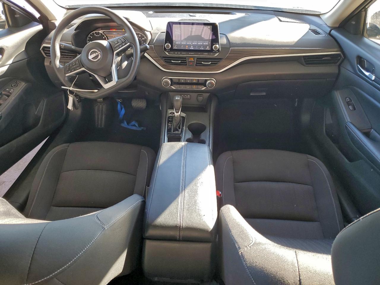 2025 NISSAN ALTIMA SV photo 15