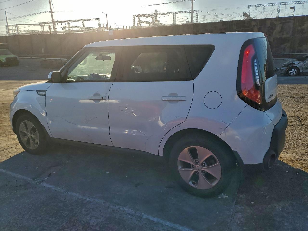 2015 KIA SOUL photo 2