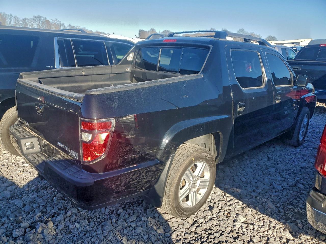 2013 HONDA RIDGELINE RTL photo 3