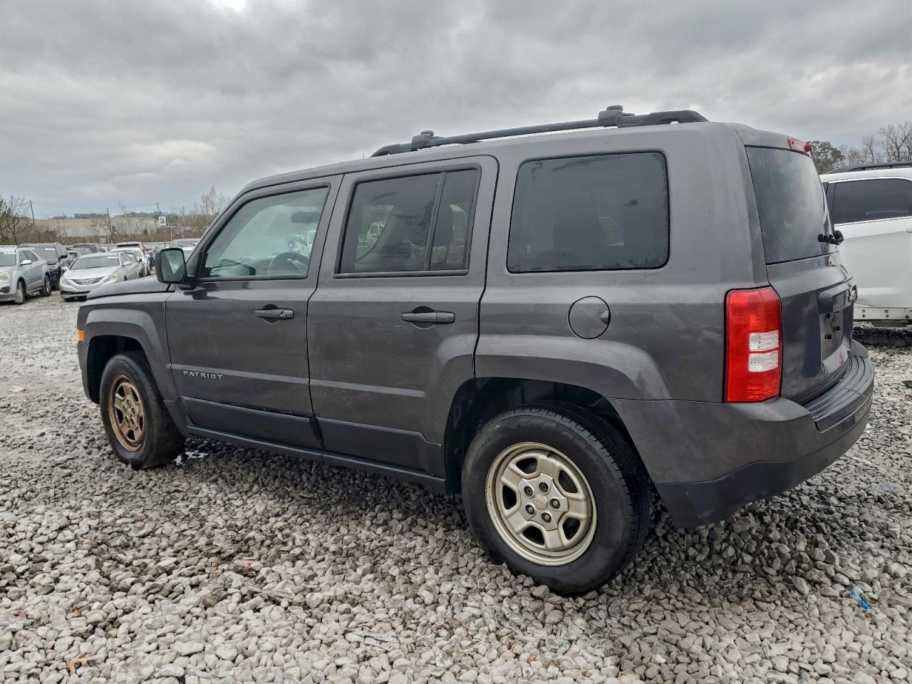2015 JEEP PATRIOT SPORT photo 2