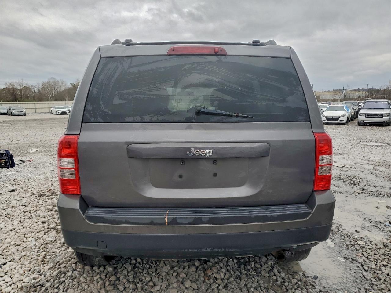 2015 JEEP PATRIOT SPORT photo 6
