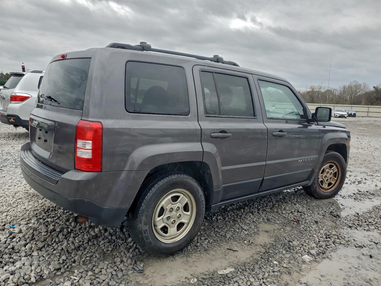 2015 JEEP PATRIOT SPORT photo 3
