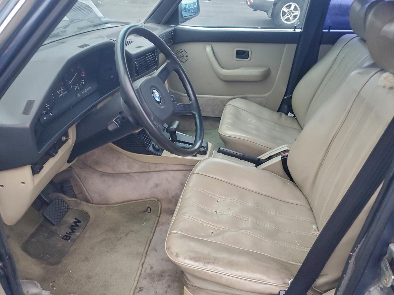 1984 BMW 5 SERIES photo 7