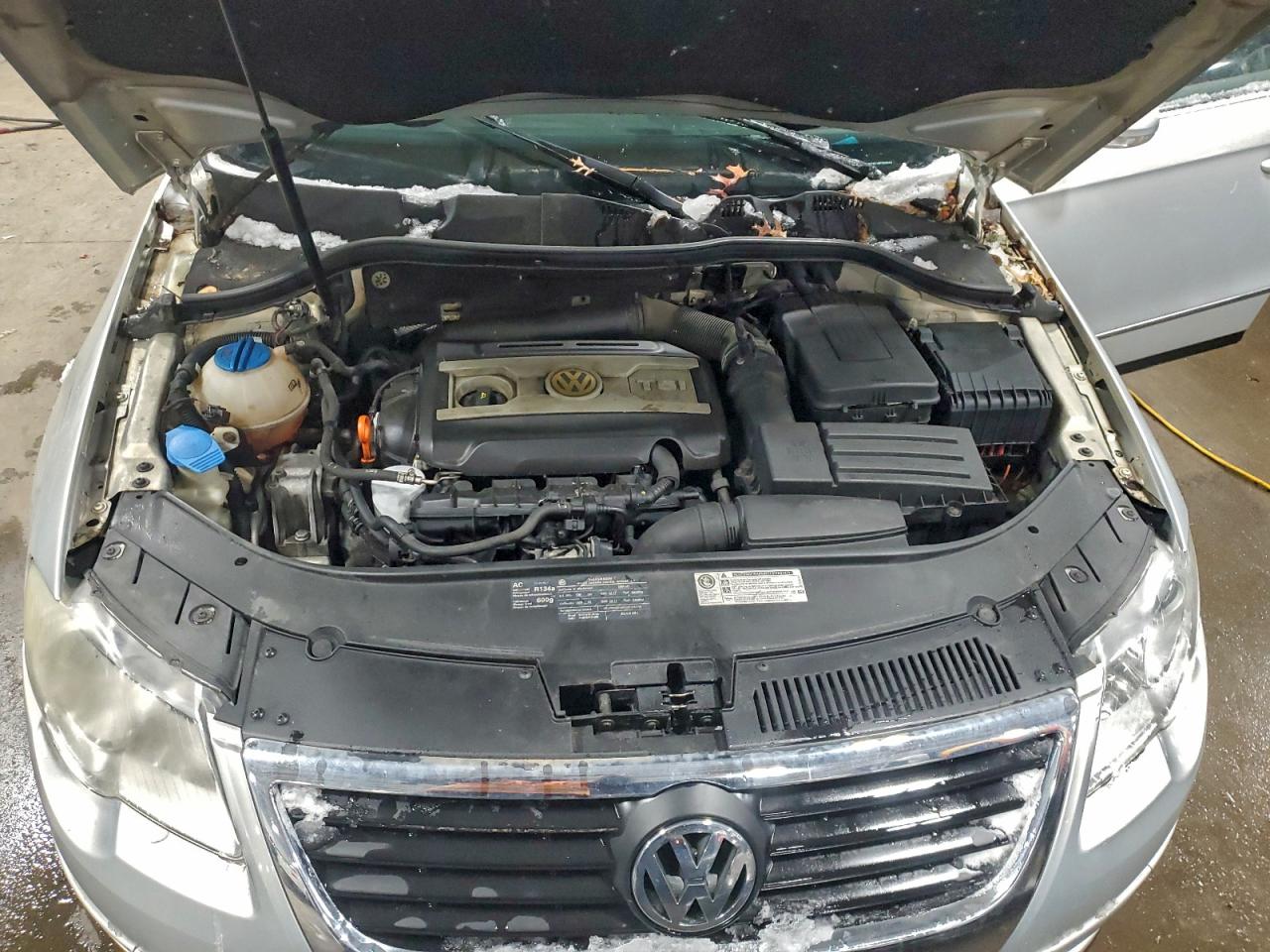 2009 VOLKSWAGEN PASSAT TURBO photo 11