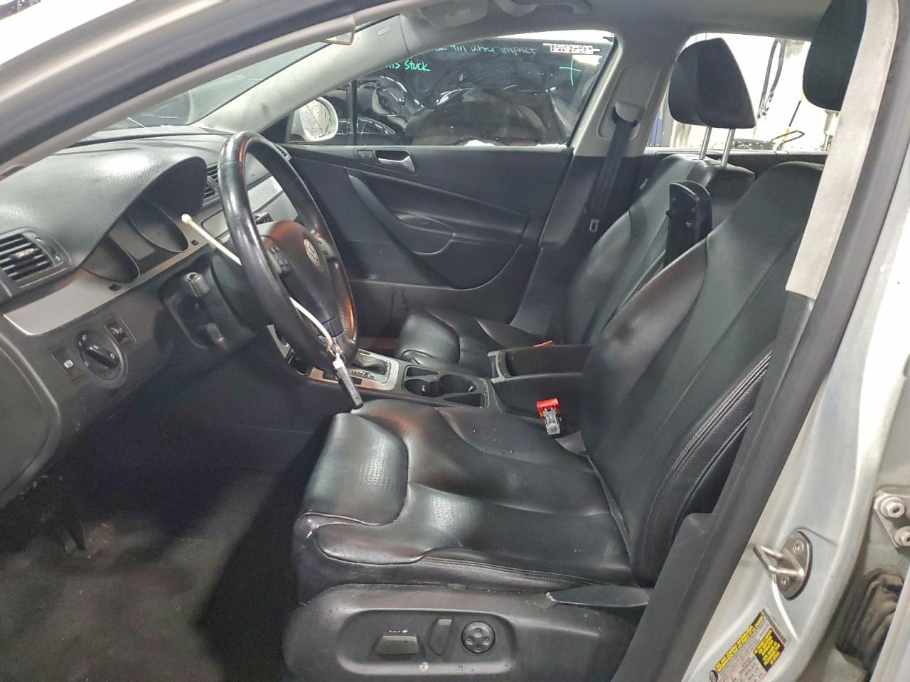 2009 VOLKSWAGEN PASSAT TURBO photo 7