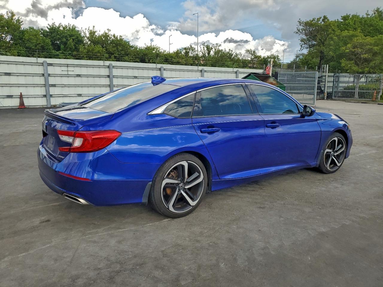 2020 HONDA ACCORD SPORT photo 3