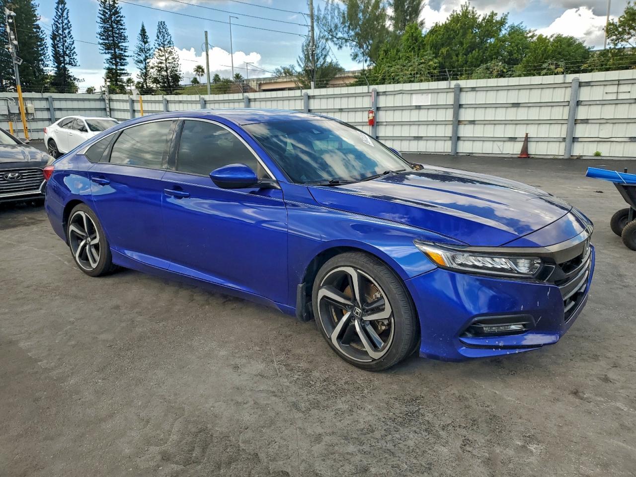 2020 HONDA ACCORD SPORT photo 4