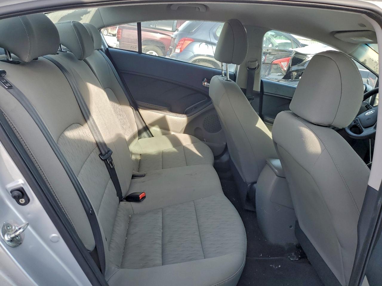 2015 KIA FORTE LX photo 10