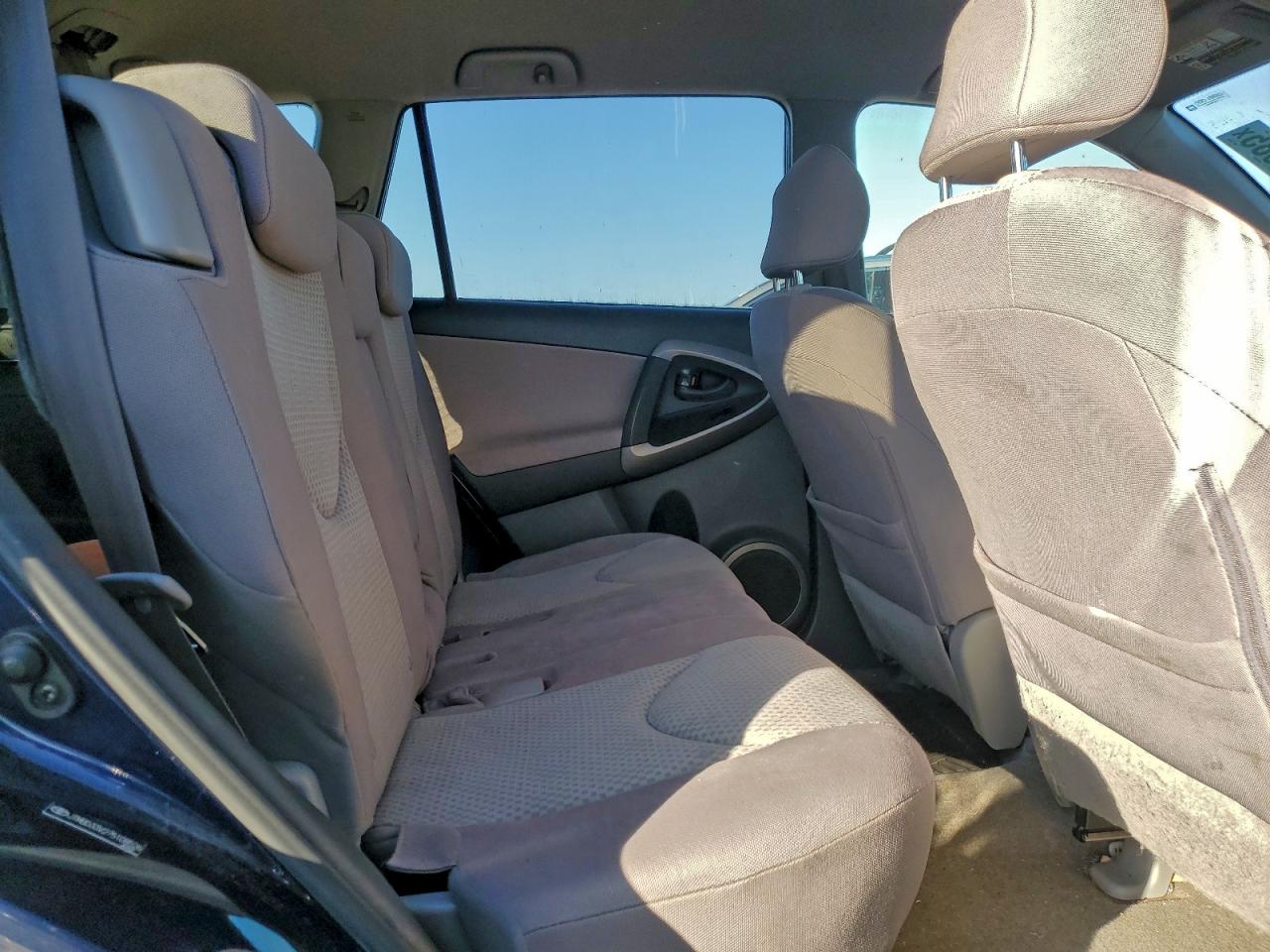 2007 TOYOTA RAV4 photo 19