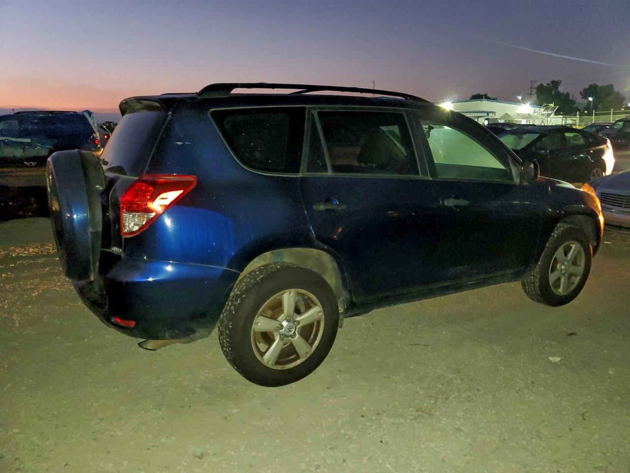 2007 TOYOTA RAV4 photo 5