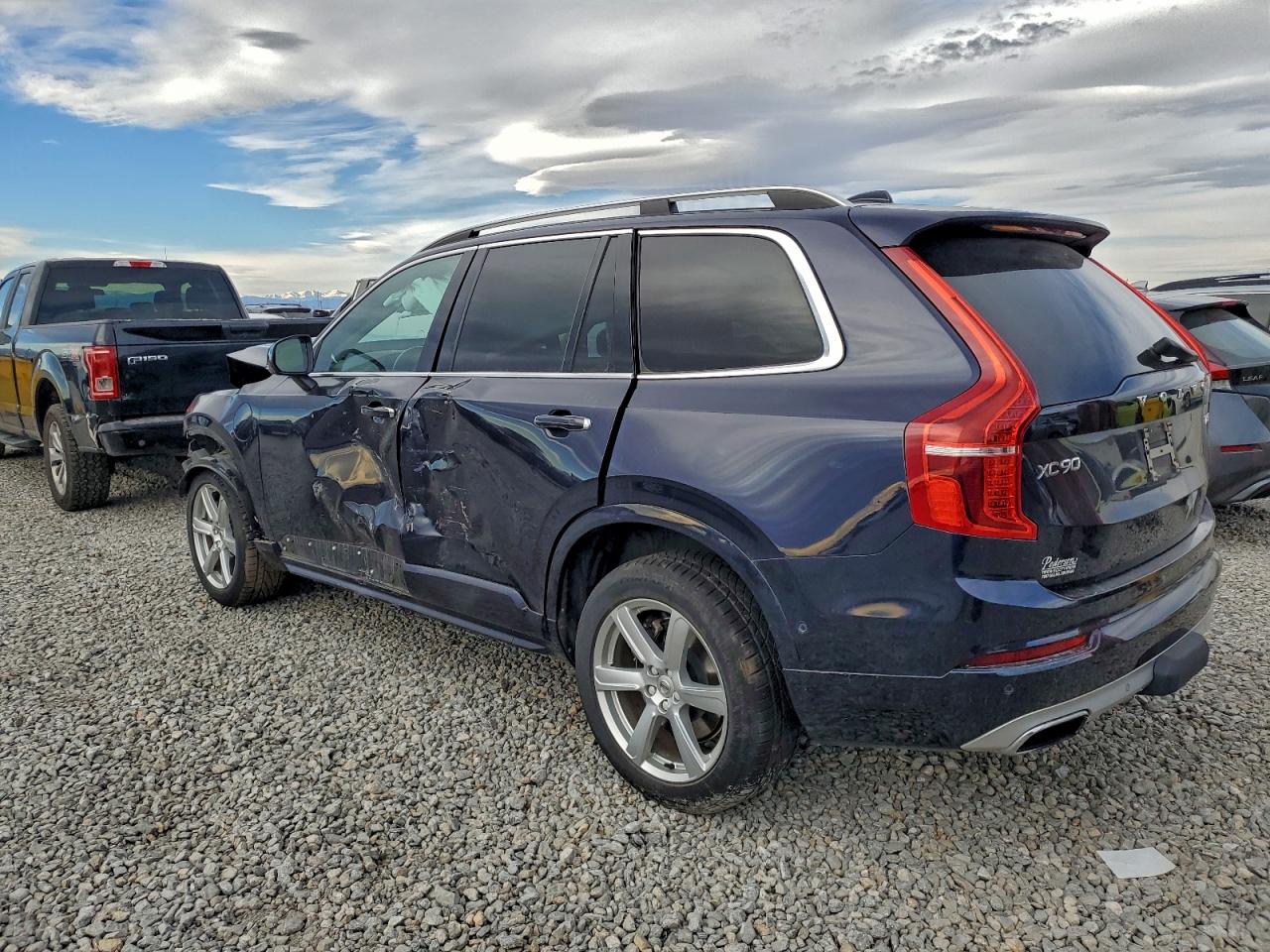 2016 VOLVO XC90 T8 photo 2