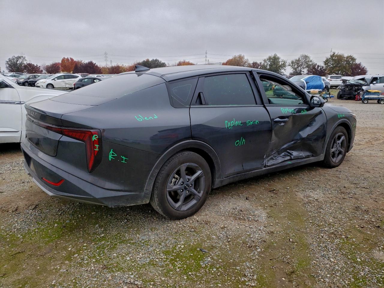 2025 KIA K4 LX photo 3