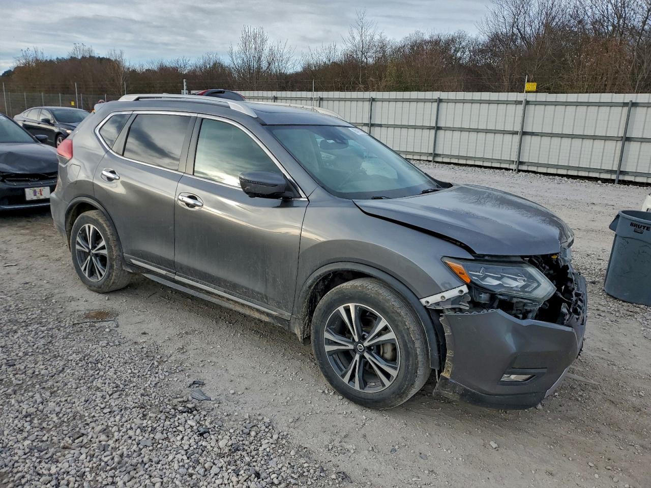 2017 NISSAN ROGUE S photo 4
