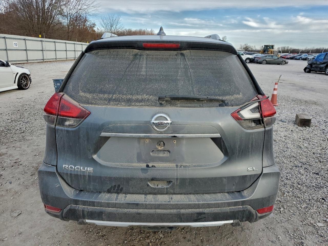 2017 NISSAN ROGUE S photo 6