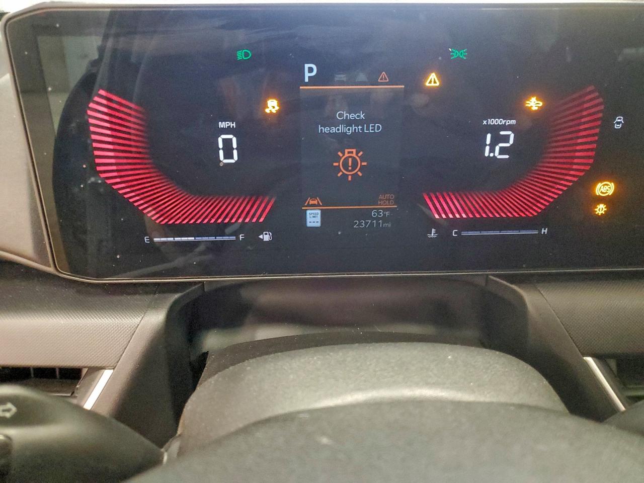 2025 KIA K4 LX photo 9